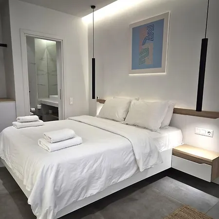The Dazzling Glimpse Acropolis Apartment *